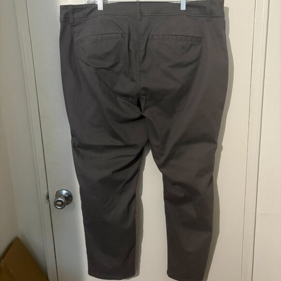 41 Hawthorn Women’s Plus Size Gray Pants – 22W - Picture 3 of 3